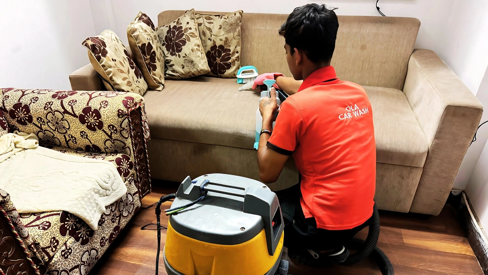 professional sofa cleaning techniques
